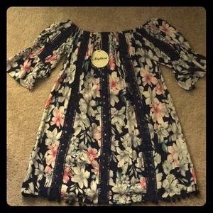 Floral off the shoulder top in size small